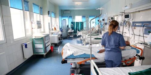 Pacient spital Romania FOTO Suliman Razvan / Shutterstock