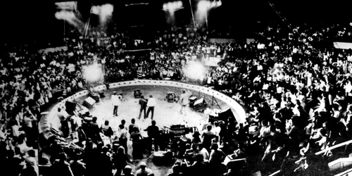 Cenaclul Flacăra FOTO Albumul Cenaclul Flacăra 1983 - Electrecord
